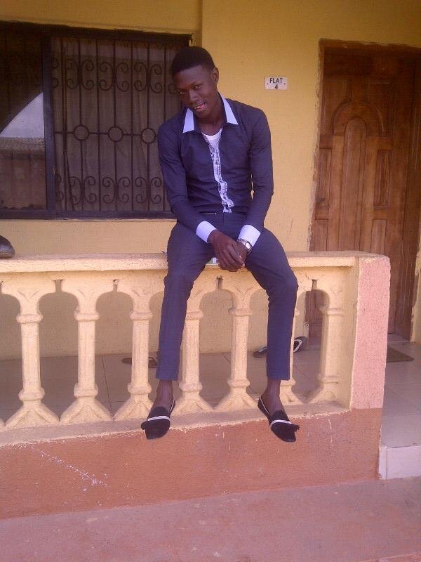 Your up to the minutes/vintage Stylist n Designer..Team #slimrepublic #HarkenBanji #mic$scissors..