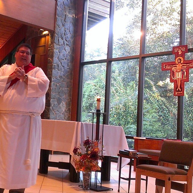 I am a dad and deacon (Roman Catholic). Everyday is a challenge, a gift, a chance to be a better version of what I was yesterday. . .