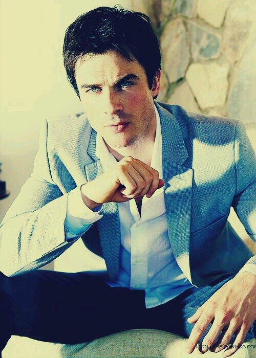 I'm that little piece of poison every girl needs, I'm the dirty desire that everyone wants to have. The darkness that consumes you in the end. [TVD-RP]