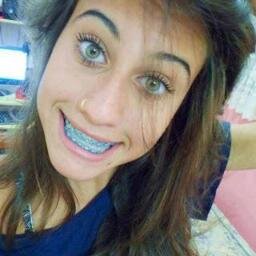 gente hackearam meu outro twt :x me seguem sigo todos de volta , vaaaleeu seus lindos  *--*