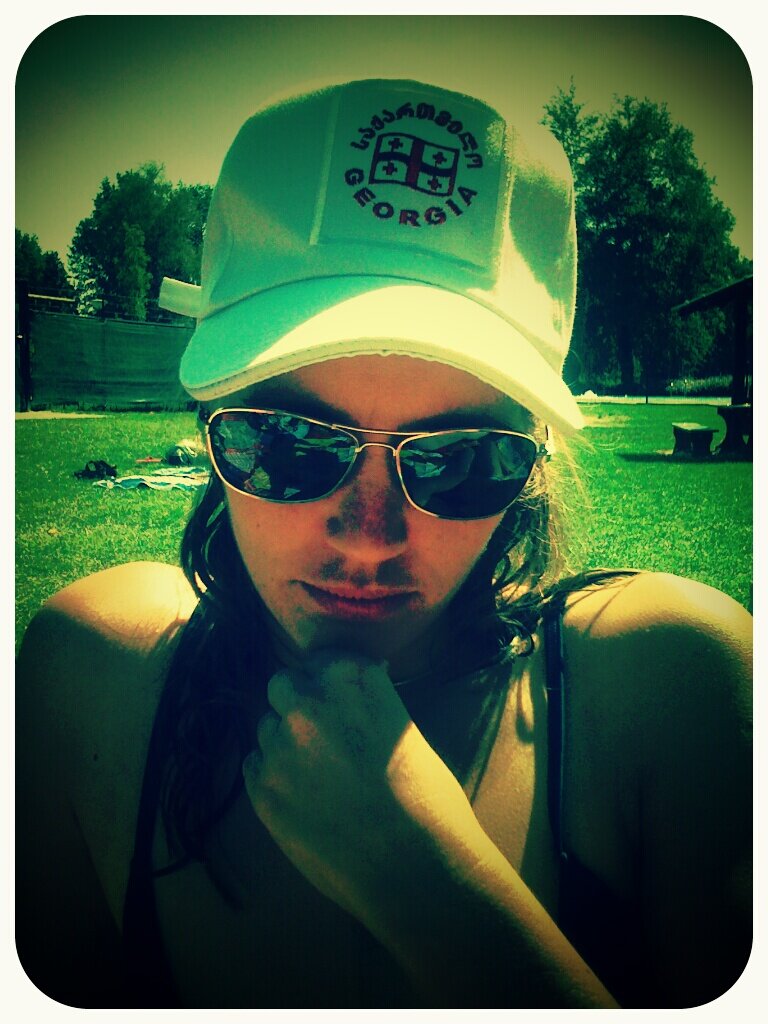 suus21's profile picture. Tennis expert/blogger Rafans, Vamos..