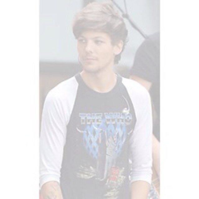 kiss me like you wanna be loved.