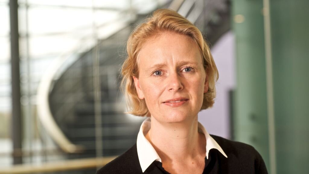 alangerjacquin's profile picture. Mixed up languages, culture, work habits. Hopefully my tweets are clear! They are mine only