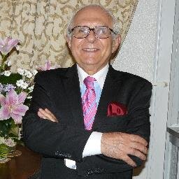 MWos3's profile picture. prawnik, wróg pisu