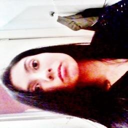 Nome : Thalisy Soltau                                                                              Idade :15 anos