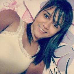 ⋆      Idependente do que me disserem, respondo sempre com um sorriso.  Porque ser incoveniente é comum, mαis ser superior é umα rαridαde !*