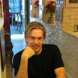 Chef  LUCA IUCCI
YOU LOVE WITH THE HEART AND KITCHEN FOR THOSE WHO LOVE