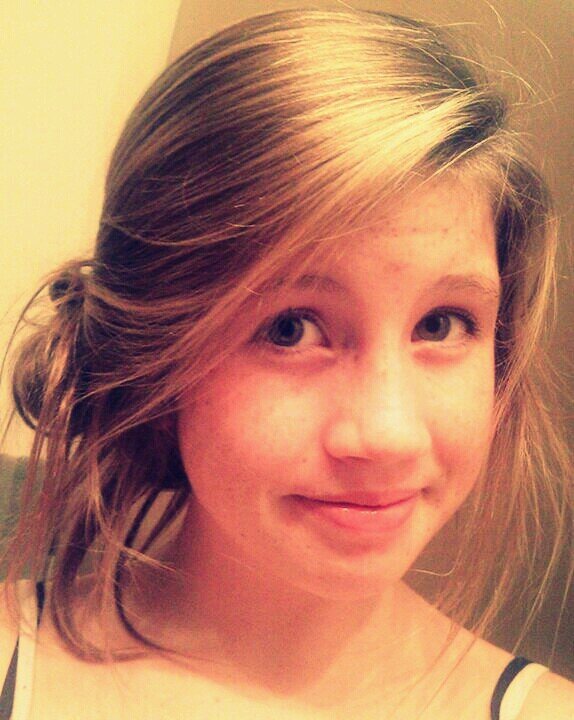 I love 1D and I'm fabulous an  I hope to get new followers!