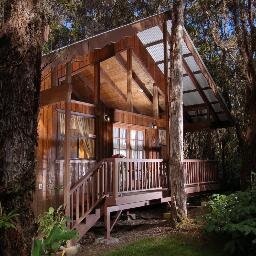 Come stay at our cozy cottage only 1 mile from Hawaii Volcanoes National Park on the Big Island!  🏳️‍🌈🏳️‍⚧️ TAT# W05232432-01 STVR-19-36504/NUC-19-1727