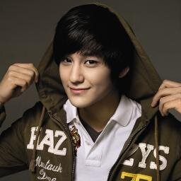 Roleplayer of Kim Sang Beom  || 1989-Jul-07 || Actor, Model, Sutradara || King Kong Entertaiment || Follow the real Kim Boem @Actorkimbeom