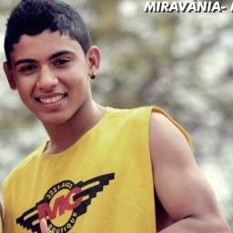 Menino que te encαntαα ;
Gαrotoo que te fαscinα ;
Homem que te enlouquecee.