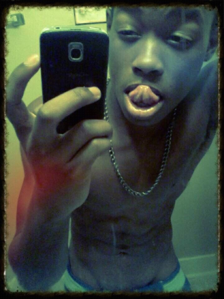 I move in ways you wouldnt imagine do things no ordinary person does but in my mind im (Ghost)ly who see me