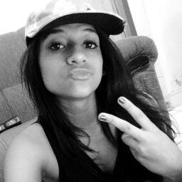 Carioca, flamenguista, 17 anos.