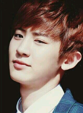 Ssup! roleplayer P.C.Y exo rapper here! 8D handsome sexy derpy arrogant baddas wolf! Don't trapped inside my shadow