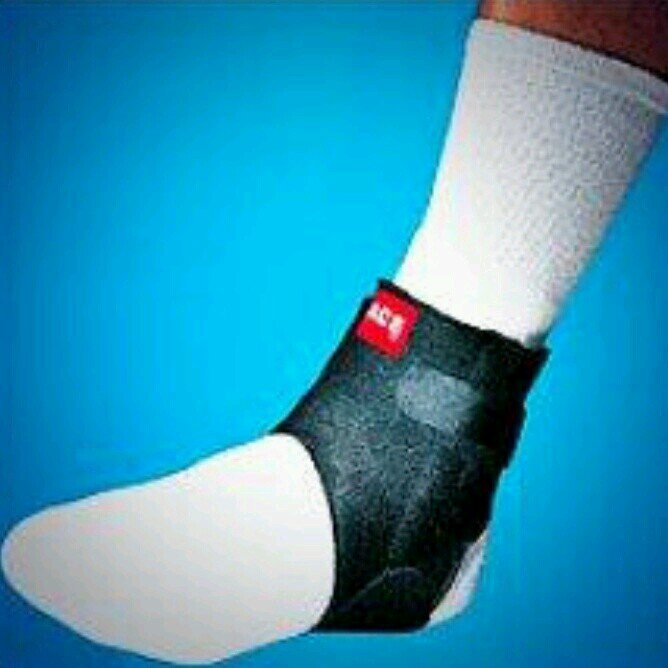 tweeting to relate to all you benders out there