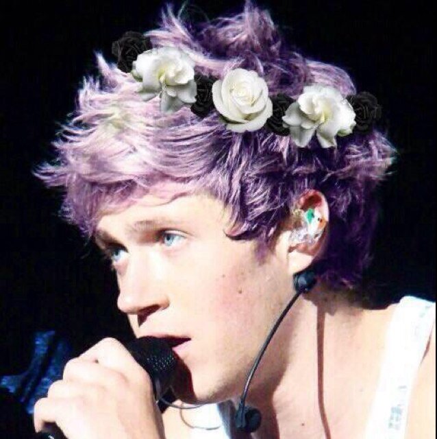 Please Follow @neilsbum !! I just gave you a free follow:) Thanks xx