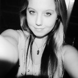 19 ; insta: theresamanda ; snapchat: amandajudge