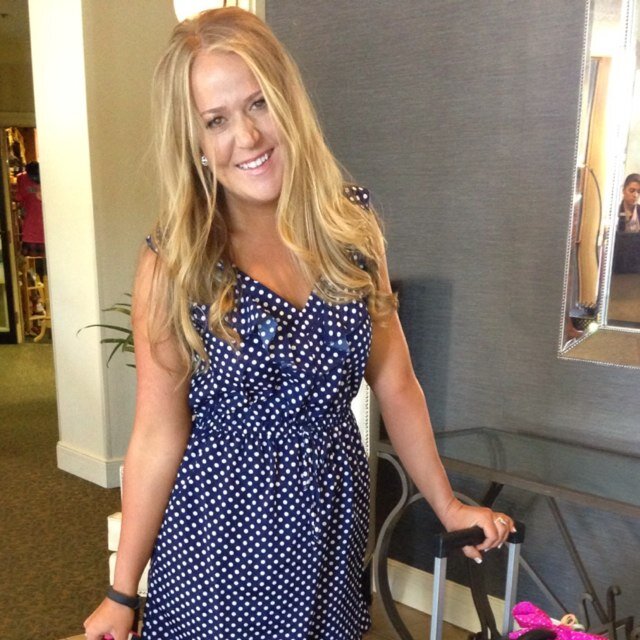 janiedespain's profile picture. -VP University of Utah MUSS

-Singer/songwriter. Currently available on Itunes and Spotify!