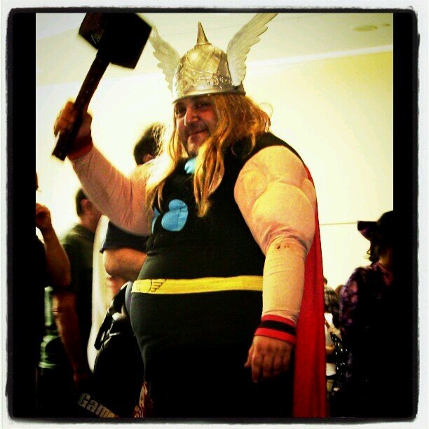 ItzyaboyThor's profile picture. I'm a Basic Biiiiiiiiitch