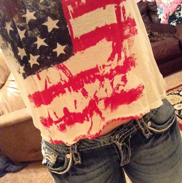 football loving, hunting, two-stepping, bass fishing, big hearted, Okie living, American Woman  love my country. Family is everything. God is love ❤ MERICA