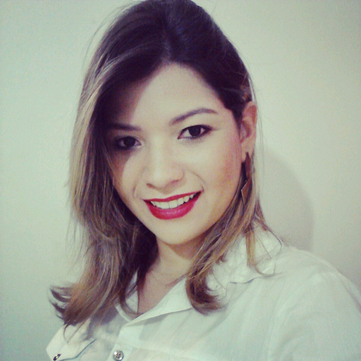 Fui abençoada com um coração meiguíssimo e em contrapartida com um pavio bem curto. Consultora Independente Mary Kay e Empresária do Apimentando Sex Shop ;)