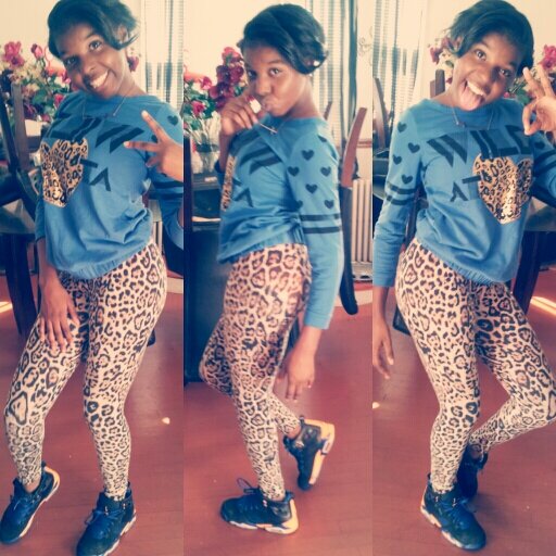 Lost ? Follow Me ← I Follow Back ❤...  #DezyreKeeper . #DonaldsKeeper #ScuddaTankk (( : # Go Follow Me @Scudda_Tank