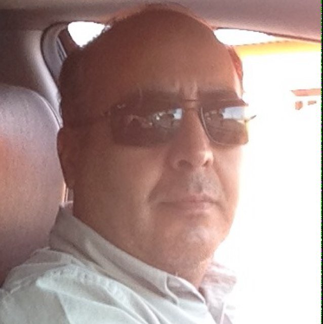 Ingeniero en administración de empresas, MBA Dirección General de Empresas.