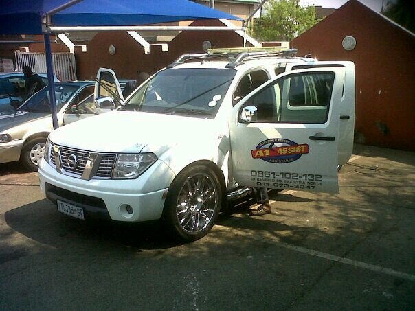 TOWING & EMERGENCY