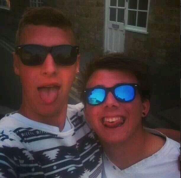 love smoking and sport and shagging