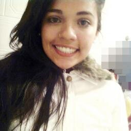 ReLaXa DOIDÃO.. AQUI SE FAZ ,AQUI MESMO SE PAGA. MEU MUNDO NÃO GIRA ,CAPOTA :) http://t.co/7MaSKDcy84 ...