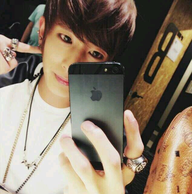 :: 충전완료 백퍼센트 엉뚱한매력을 가진 랩담당'엉매'창범 봇입니다:: I'm not real changbum::백퍼센트중복,멤놀금지 /2012.8.11~