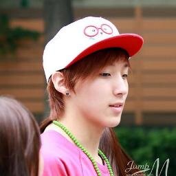 อันยองครับ~ ผมคนหล่อตอลดกาล (อวสาน) และขี้อาย (อย่างน่ารัก) 'มุนจงออบ' ผมชอบกิน 'ชินโจลี่' ใครว่างๆซื้อมาฝากผมหน่อยนะครับ ถือกำเนิดแล้ว *30/10/13*