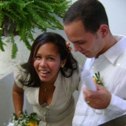 Odontologa,Mamá de Edd, JuanJo, Isaac y Mathy... Enamorada de Dios y la vida.