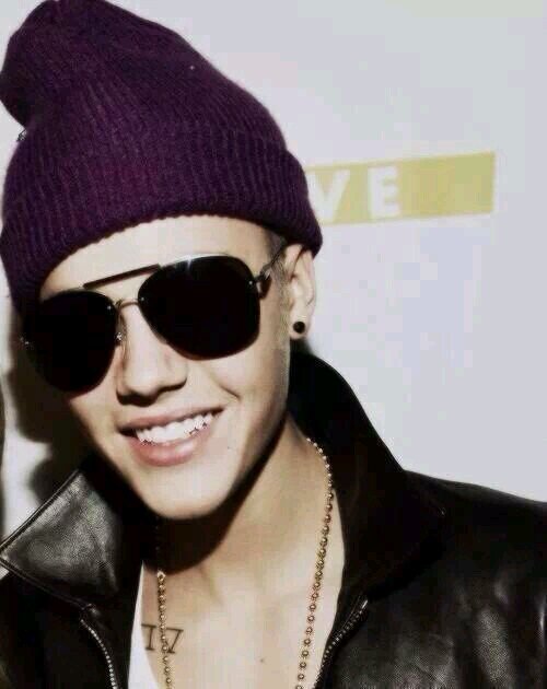 Justin come back to Poland. Polish Beliebers loves you 3