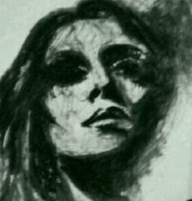 amalsulaiman4's profile picture. كل مايخطر في بالك حق لك ••