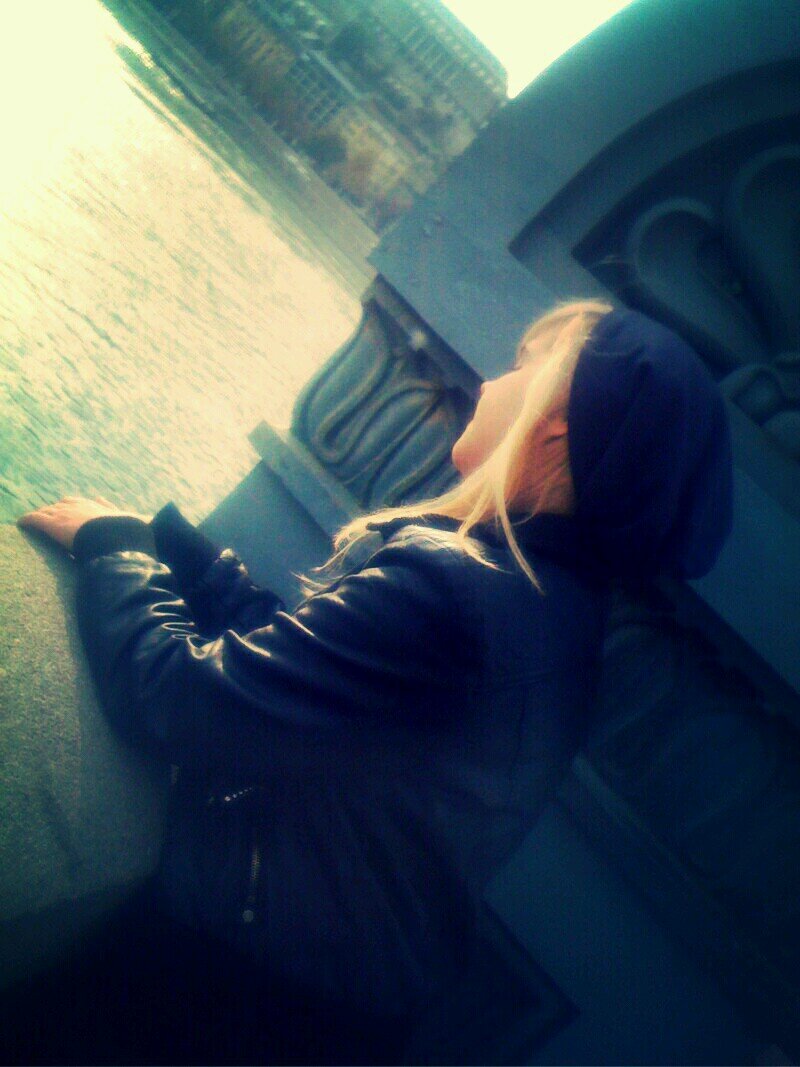 | Hungary | 15 | Budapest | ♥One Direction♥ | Larry Stylinson
Followed by @CodySimpson on 28th December 2011 :)) •Follow me, and i'll Follow back!•