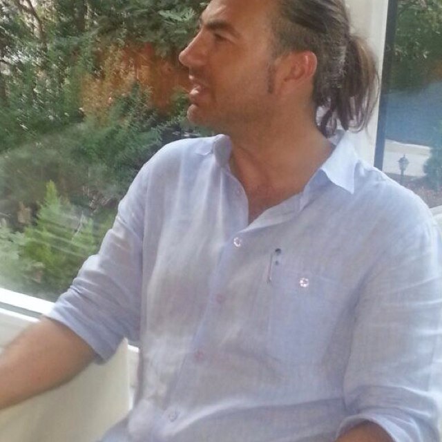 Hayat; İman ve Cihad' tır.