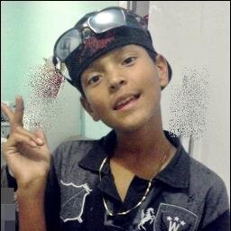 Com palavras você me julga. Com atitudes eu te provo o contrário.