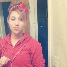 Follow Thaa Kiiidddd , #FollowBack , #SingleWorld , #TeamLiightSkin , #SheCuteDoee