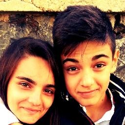 Selam Ben Batuhan Kaya- Tatlı ve sevecen biriyimdir :) . Sadece Sevgilim gerisi yalan gözümde :) Bayy :) - _- му ' мσм ιѕ му нєяσ ' .