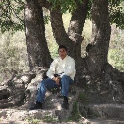soy amante de lo natural filosofo master en comunicacion social,