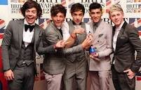 Hi im 11 an me pics 1d coz im there #1 fan but Niall the best