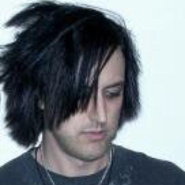 Guitarist for Kill Kristy, Mad Mardagan, Burning Season, etc...