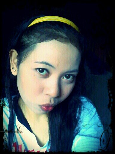 Hi...i'm maya..i'm 19y/o..bUt i'm alreaDy maRRieD..& n0w i'm hEpy wItH nEw LifE..I LovE mY famiLy