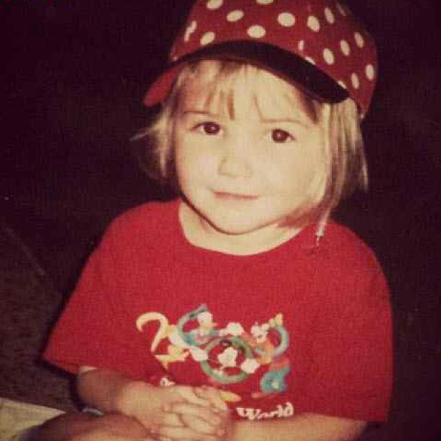 _LittleBrook_'s profile picture. Hewoh there! I'm Bwookie Ewizabeth Jackson! I'm four! *holds up three fingers* I wuv cookies! @TinyLittleClea is my best fwiend! Older me: @TheBlueSea_.