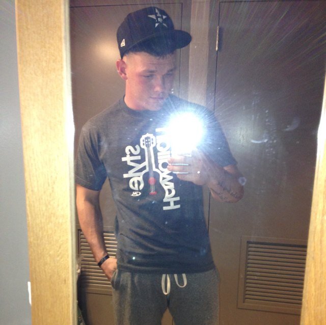 22. Texas Born. Father of a beautiful babygirl. OEF Combat Veteran. #0331
