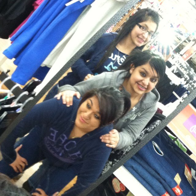 PinaPina53's profile picture. Name be Adriana friends call me Pinita:D class of 2015 im taken by the most amazing man in my life giovanni3.Follow me i dont bite^_^