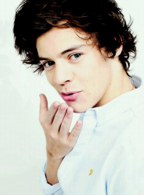 My sister is @HarrysArmyx3 ♥                                               Babyboo is @NarryIsMine_  | My love is @bocashton