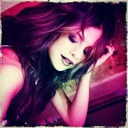 Selena's M. Gomez Priv (Selenator'sPerfect-FollowMe)