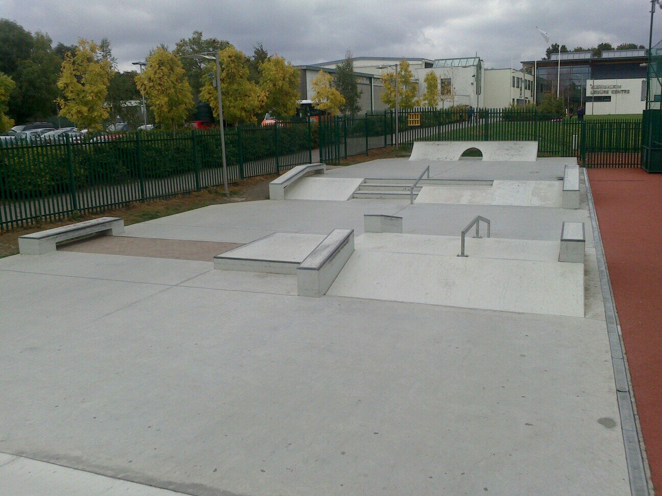 A petition for a skatepark in Clondalkin village, Dublin. Support us by following and i'll post all the updates! thank you!! =]